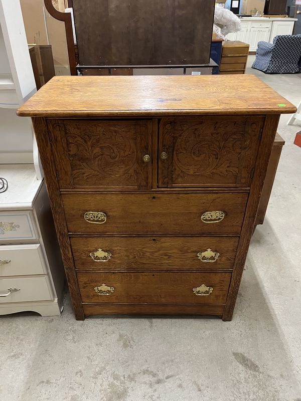 DRESSER 778329