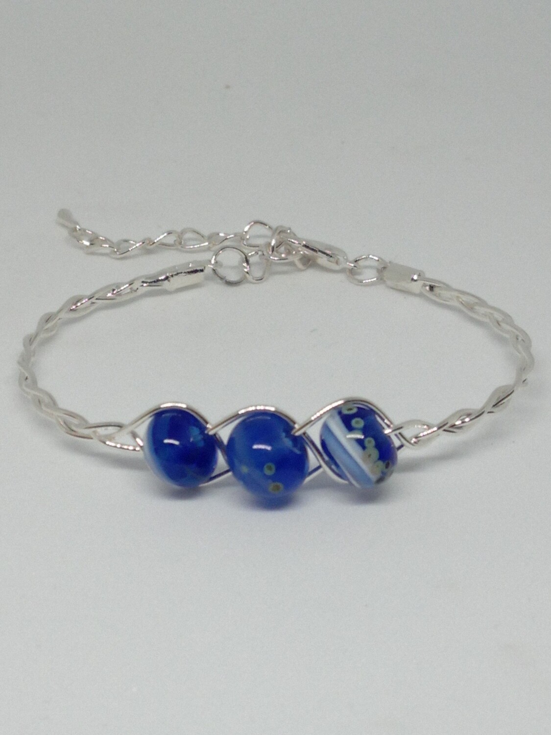 bracelet tressé bleu  1 brin