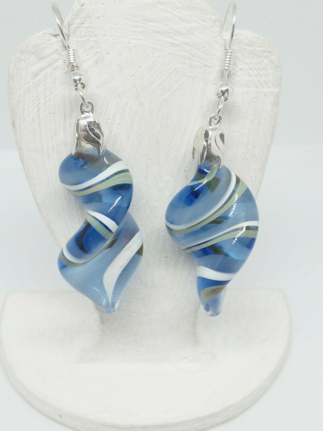 Boucle d'oreille bleue