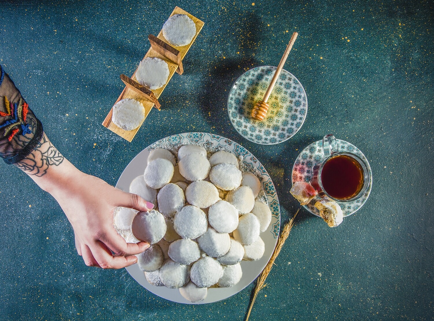 KAHK AGAMEYA - HONEY 'N WALNUTS