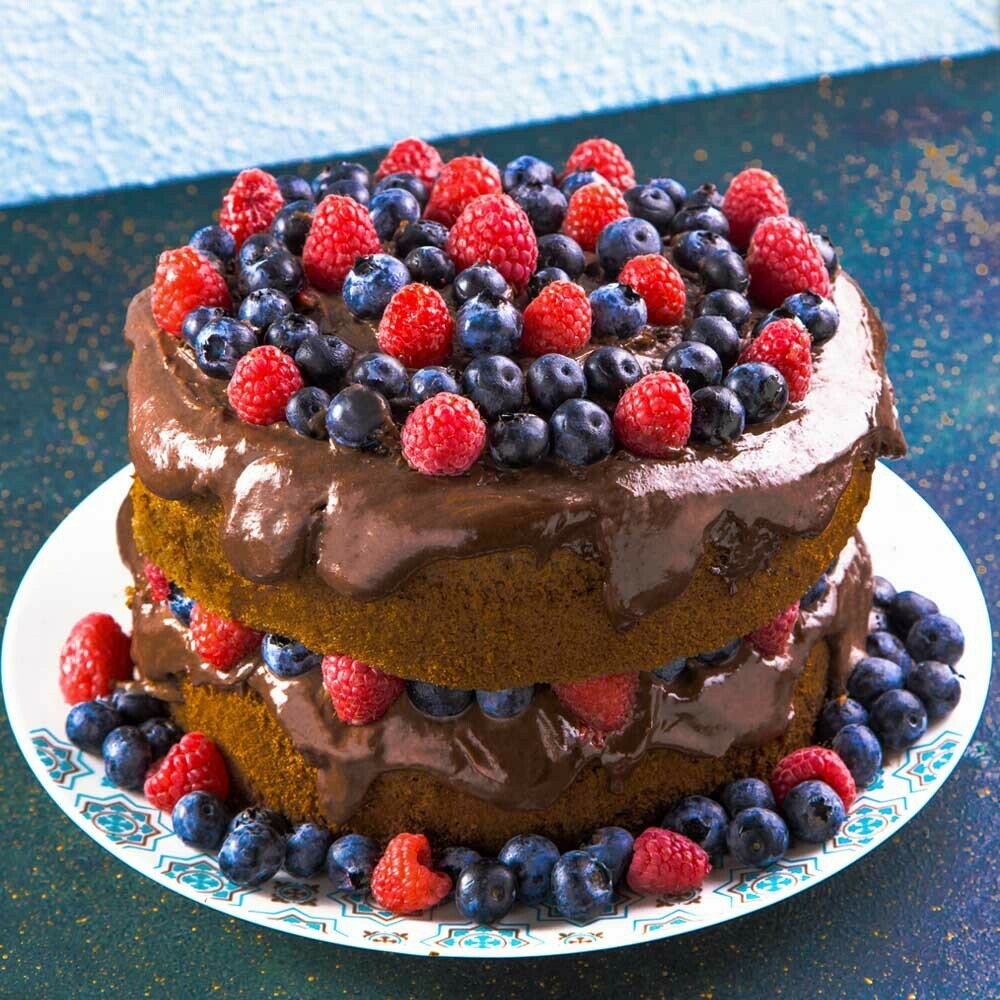 GANACHE  BERRY CAKE