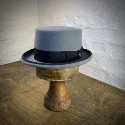 1890 TOPHAT Rauch