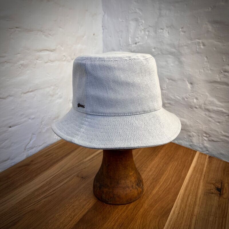 1968 BUCKET White Denim