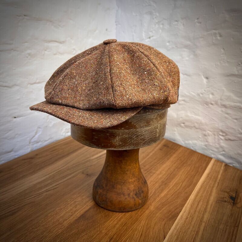 1920 NEWSBOY Nut Cracker