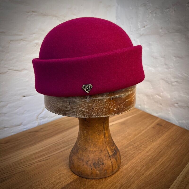 1960 PILLBOX Fuchsia