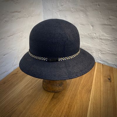1932 HAUBE Blue Water Lily