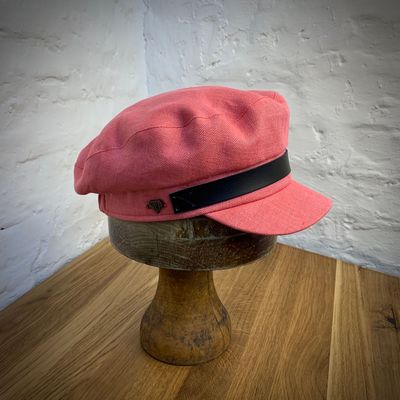 1912 CAPTAINS LADY Pink Pleasure