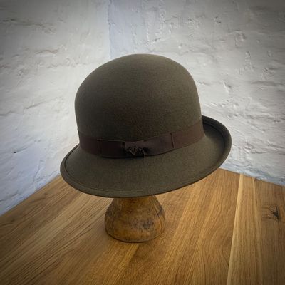 1925 GLOCKENHUT Espresso