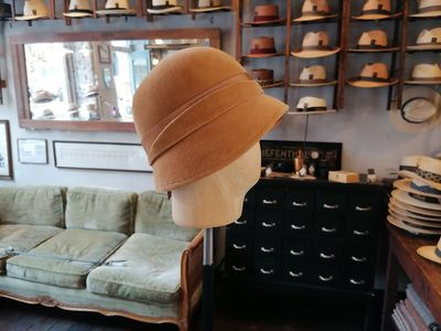 SCHAUFENSTER Anzahlung Anfertigung