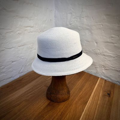 1930 HAUBE Hanf Weiss