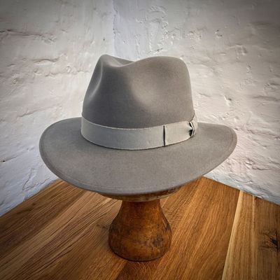 unsere FEDORA & TRAVELLER