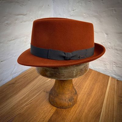 unsere TRILBYS