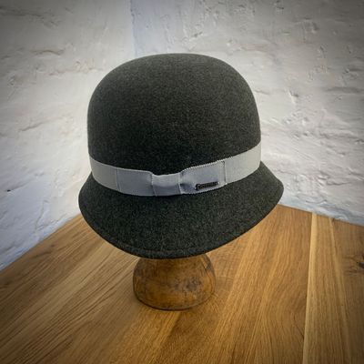 1920 GLOCKENHUT Dark Forest