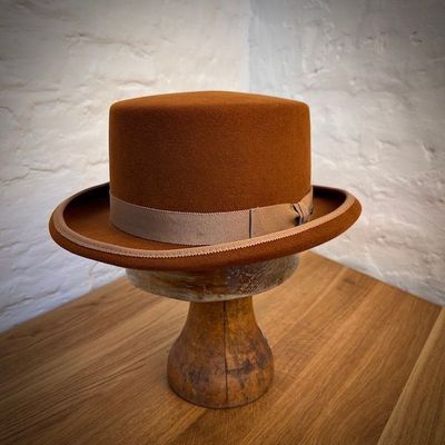 1890 TOPHAT Kastanie 1890 TOPHAT Kastanie