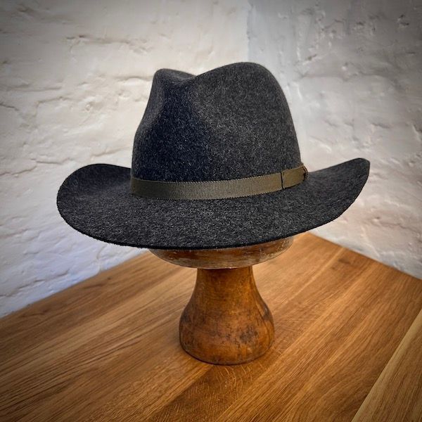 1856 WESTERN Dunkel Kohle 1856 WESTERN Dunkel Kohle