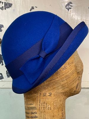 SCHAUFENSTER 33 Anzahlung Anfertigung