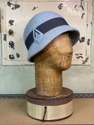 SCHAUFENSTER 34 Anzahlung Anfertigung