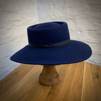 unsere HÜTE MIT BREITER KREMPE