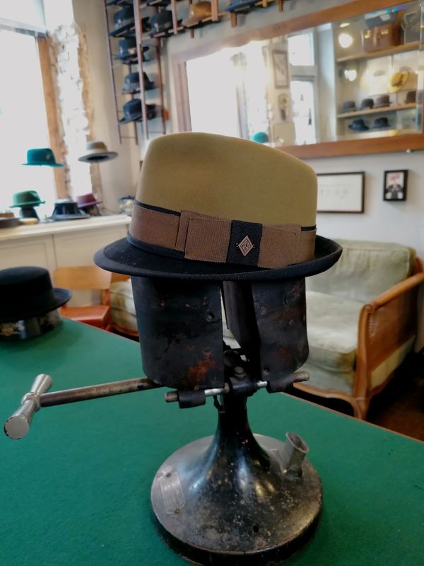 PLAYER zweifarbig, handgefertigt