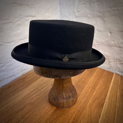 1890 TOPHAT CLASSIC Schwarz