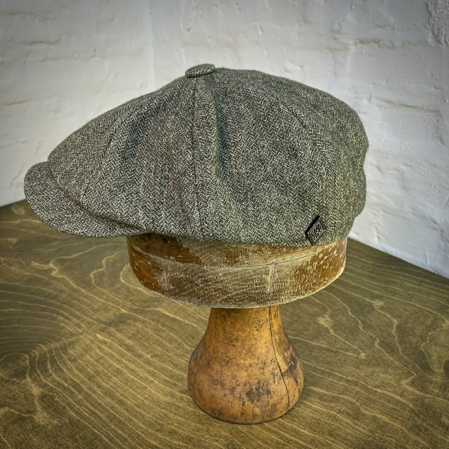 1920 NEWSBOY CAP On Left Side 1920 NEWSBOY CAP On Left Side