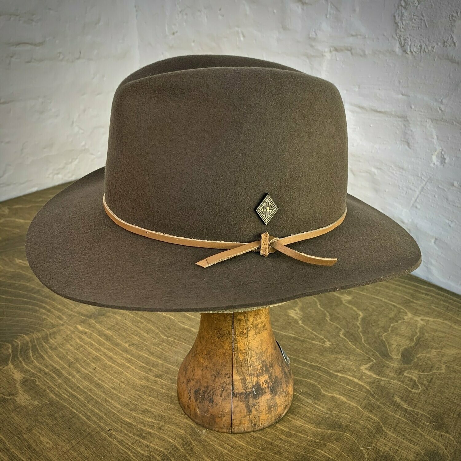 1856 WESTERN Braun 1856 WESTERN Braun