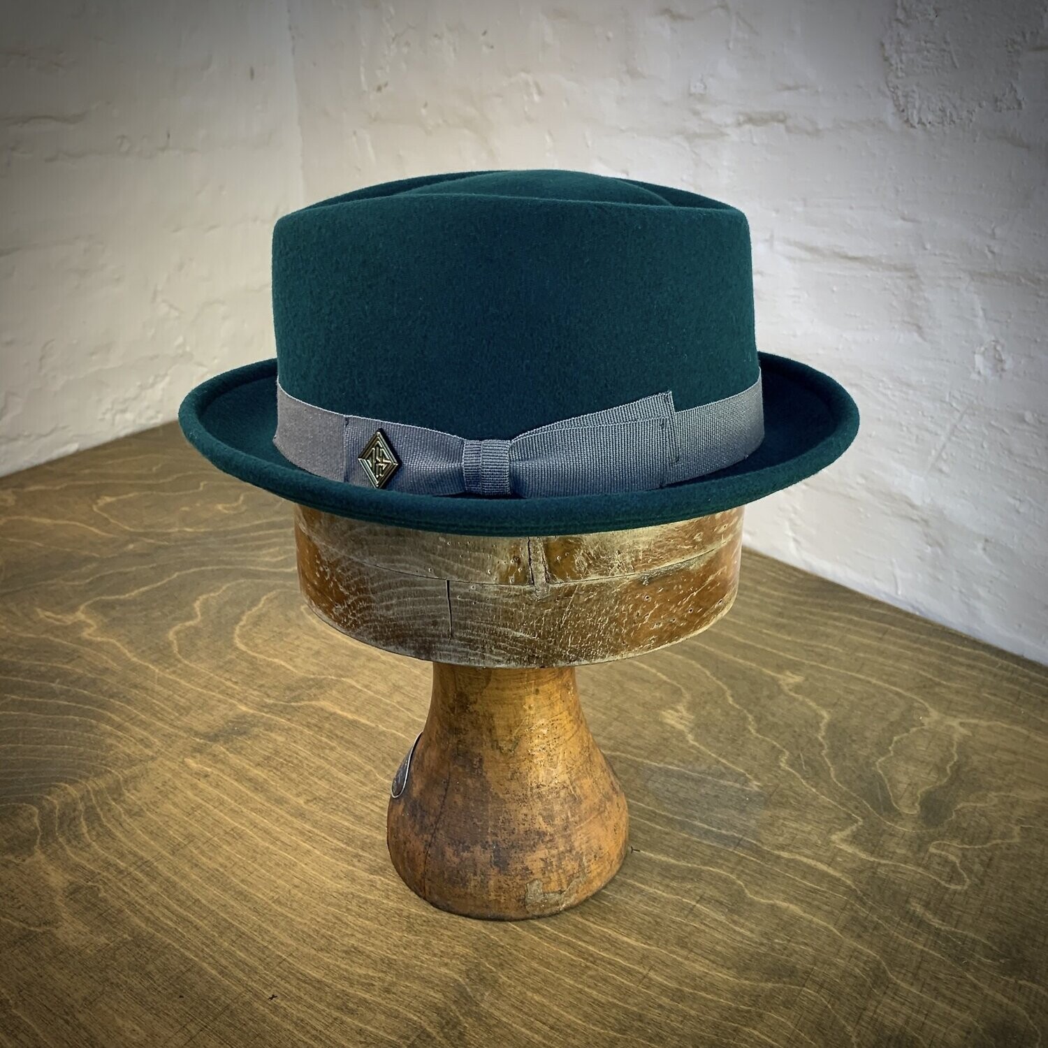 PORK PIE DIAMOND Emerald PORK PIE DIAMOND Emerald