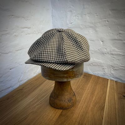 1930 BAKERBOY Game Over