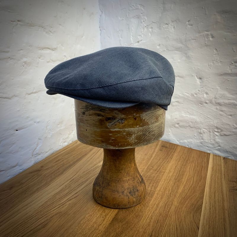 1928 DANDY Blue Flip