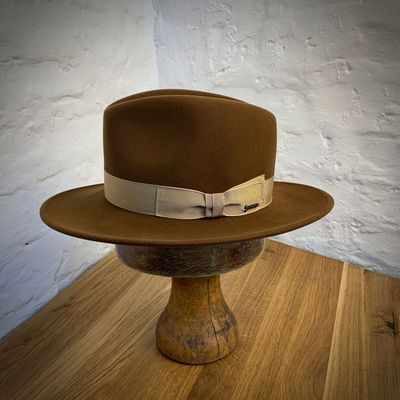 1912 TEN GALLON Früh Kastanie