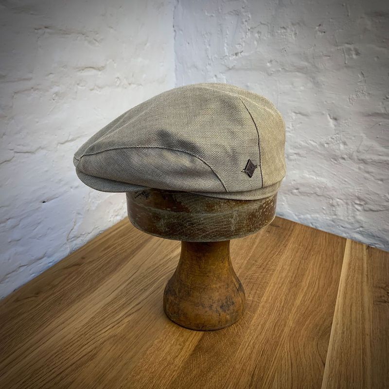 1928 DANDY Gold Mesh