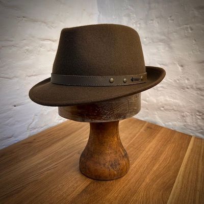 1935 TRILBY Sepia Braun 1935 TRILBY Sepia Braun