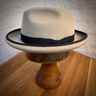 1928 HOMBURG Kitt