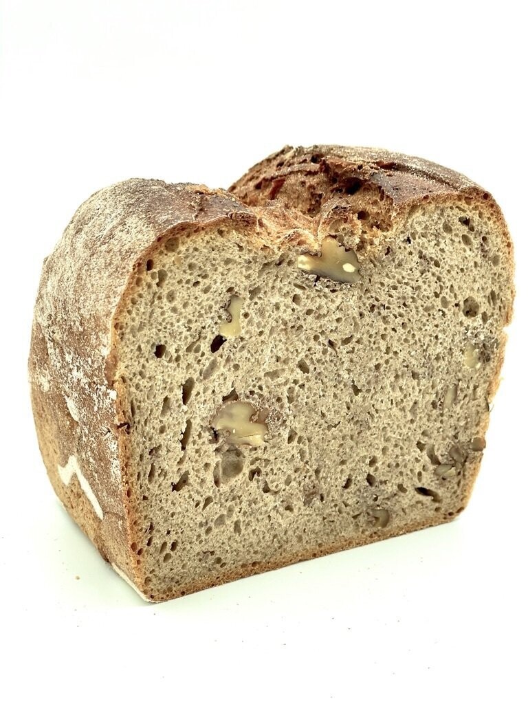 Walnussbrot Halbgebacken