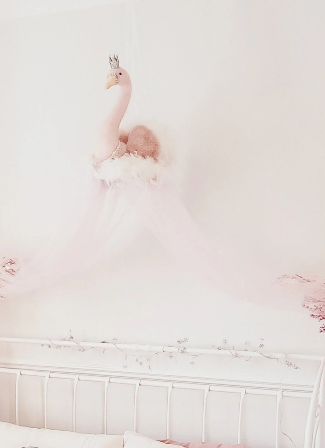 Bed canopy swan/fairy/floral