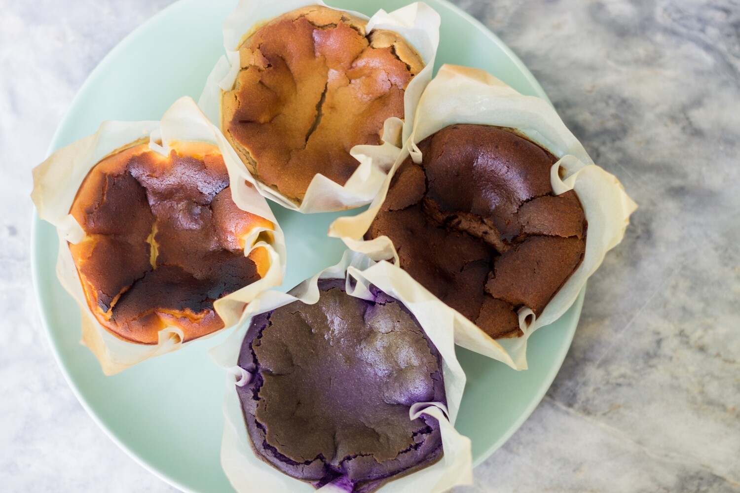 Mini Burnt Basque Cheesecake Discovery Box Set