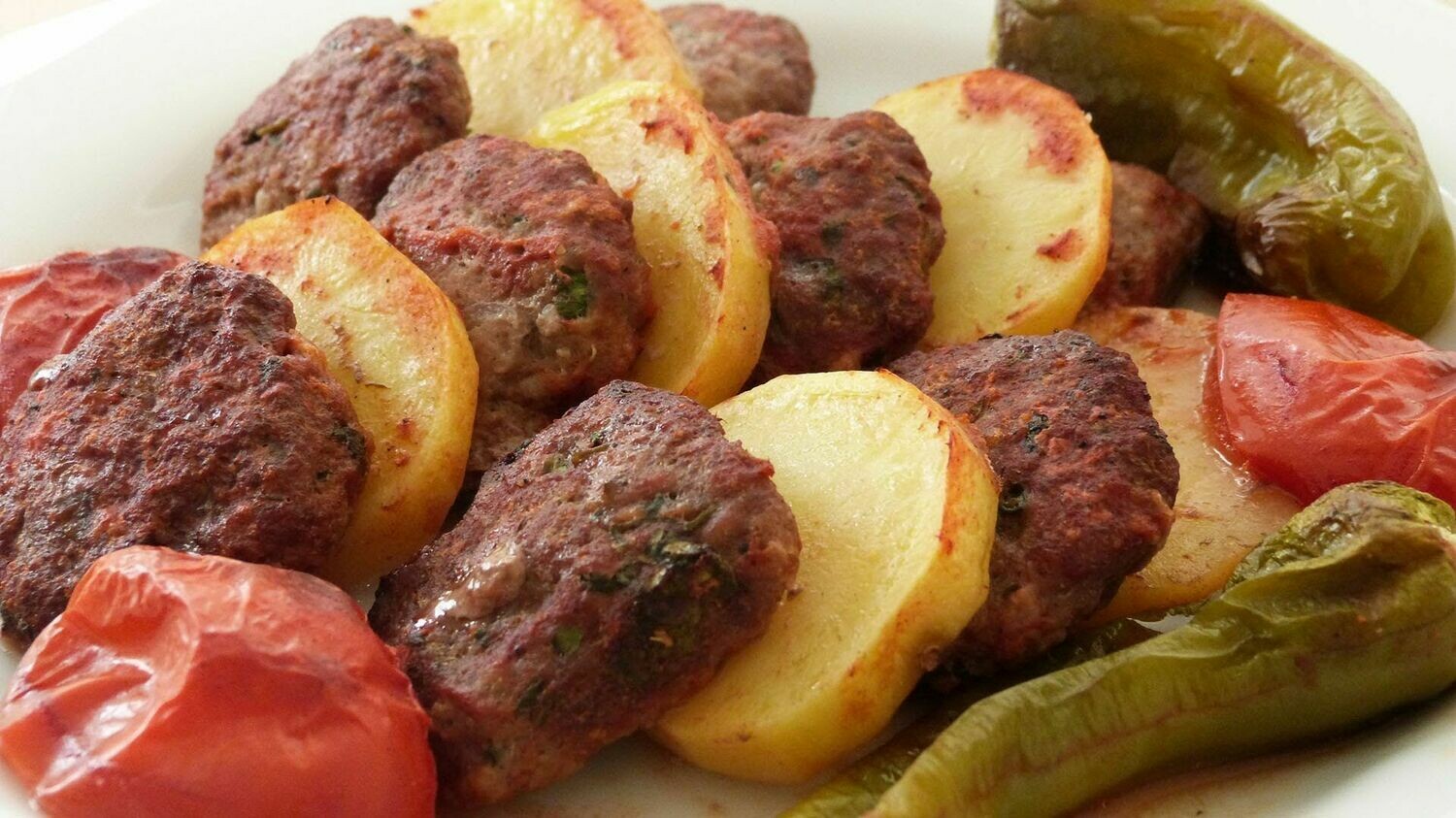 BAKED KOFTE WITH POTATOES