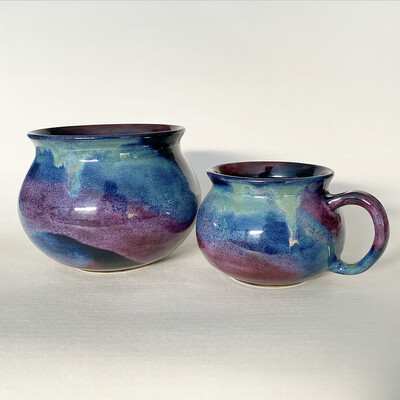 Northern Lights mug and vase set Northern Lights mug and vase set