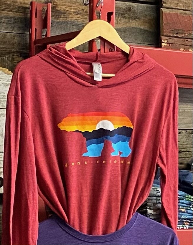 Mountain Bear T-shirt Hoodie