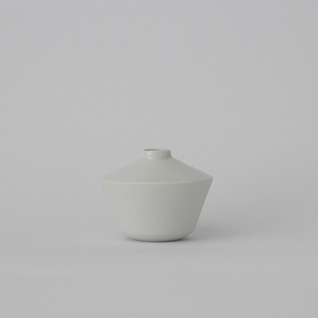 Hella Feline Vase