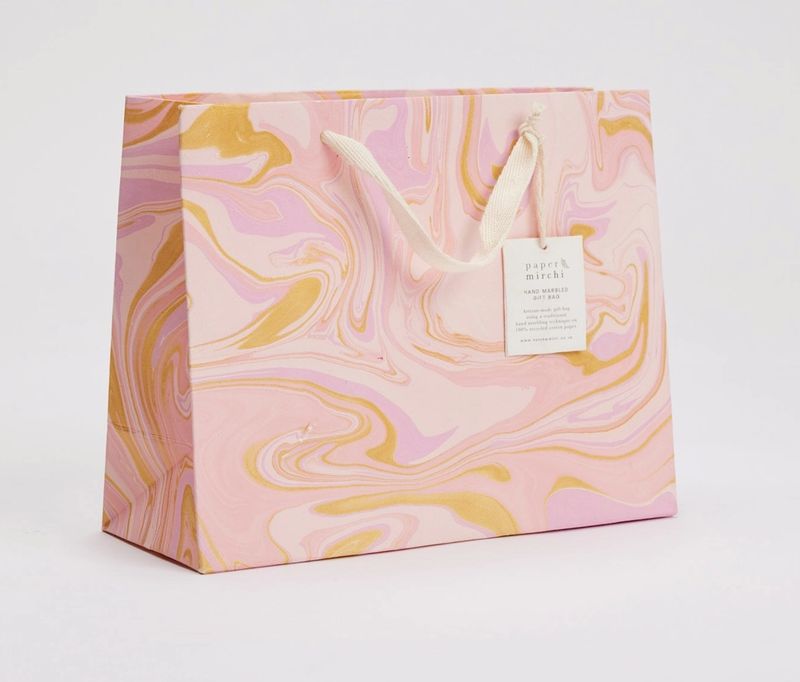 Paper Michi Geschenktüte handmarmoriert Marble Celebration -rosa Paper Michi Geschenktüte handmarmoriert Marble Celebration -rosa