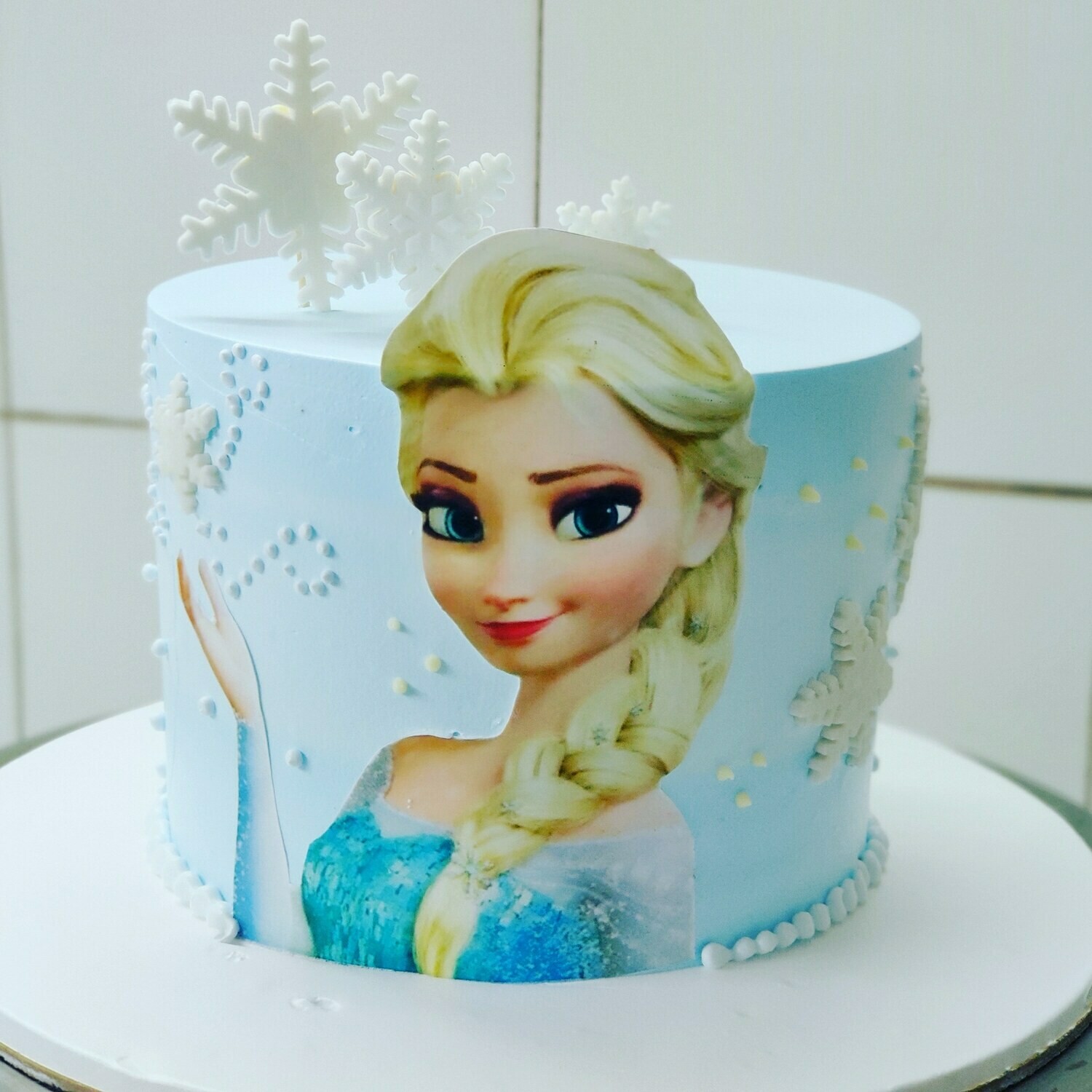 Elsa Cake