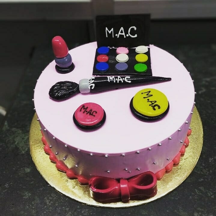 Makeup Cake