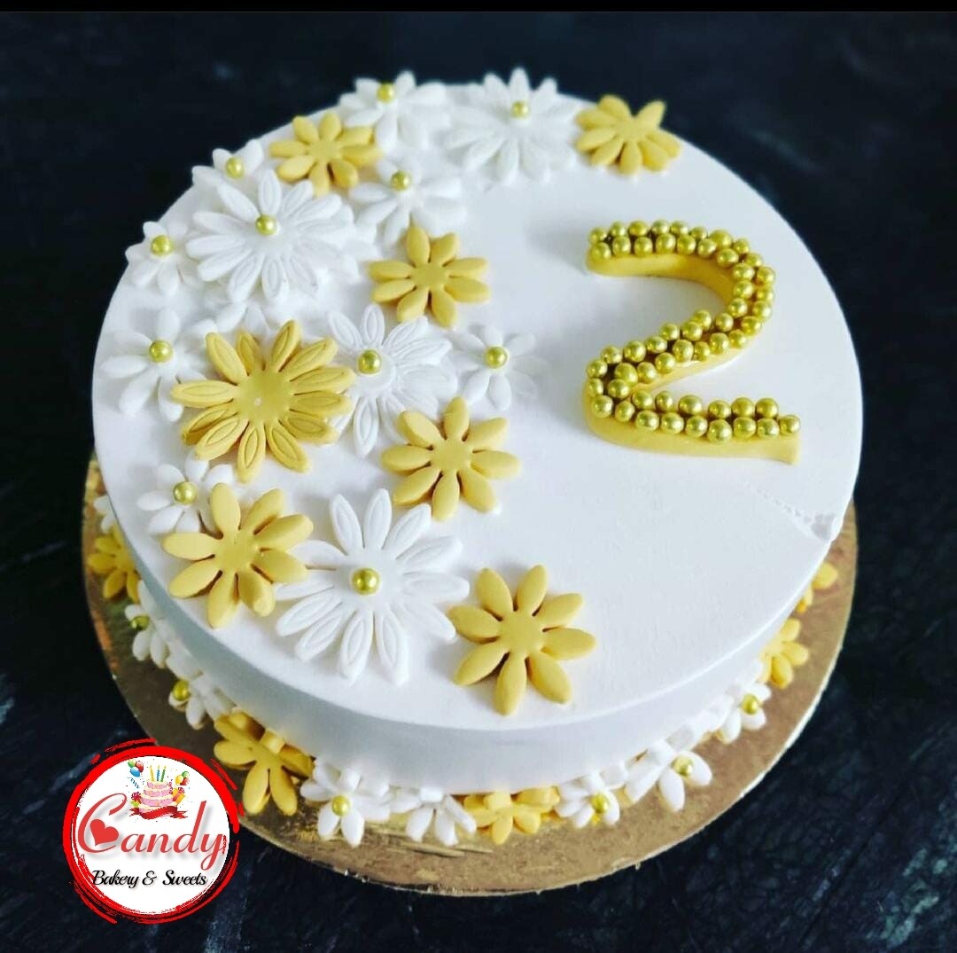 Gold White Cake
