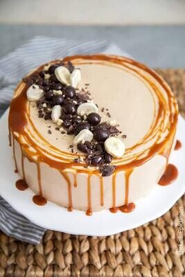 Banana caramel Cake