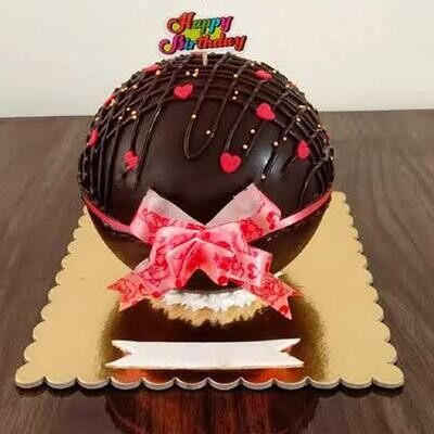 Pinata Cake Round