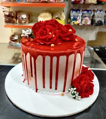 Red Rose Cake