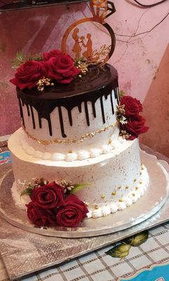 2 Tier Cake
