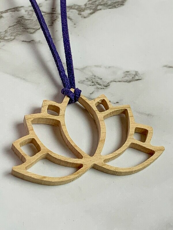 Cherry Wood Lotus Neckace Cherry Wood Lotus Neckace