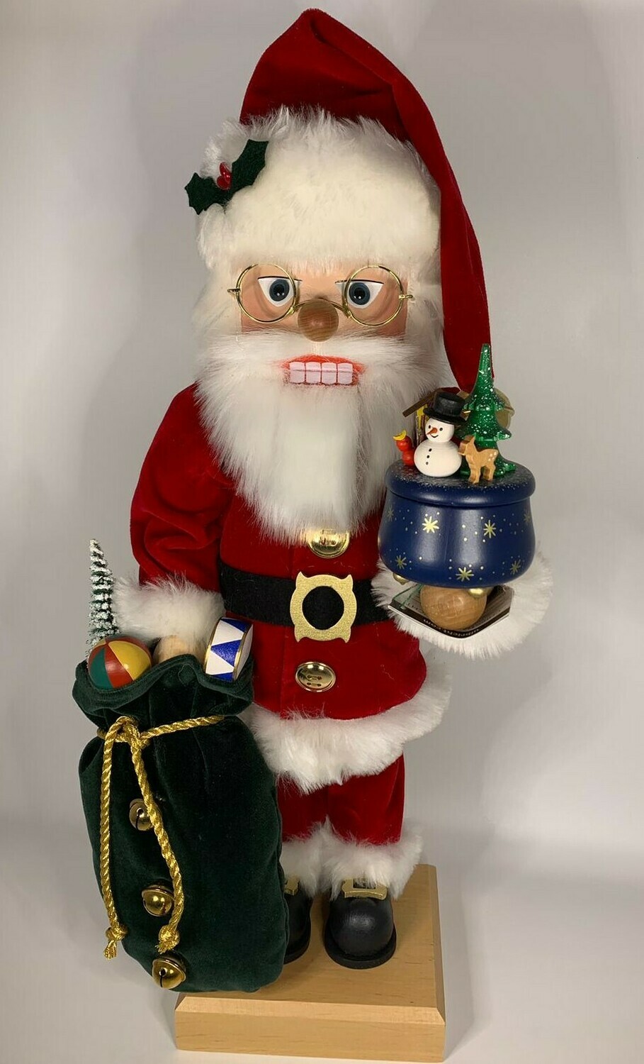 Nussknacker - Santa mit Spieldose